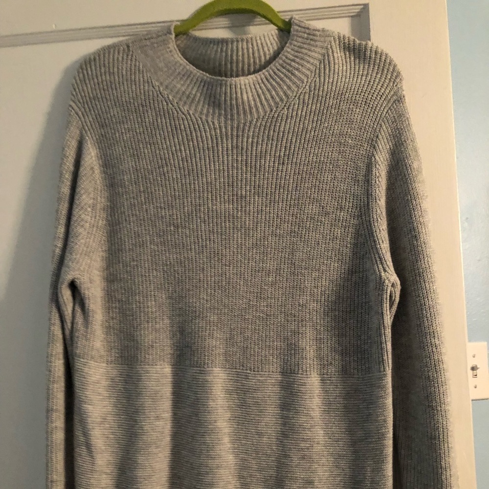 Gray Gap sweater